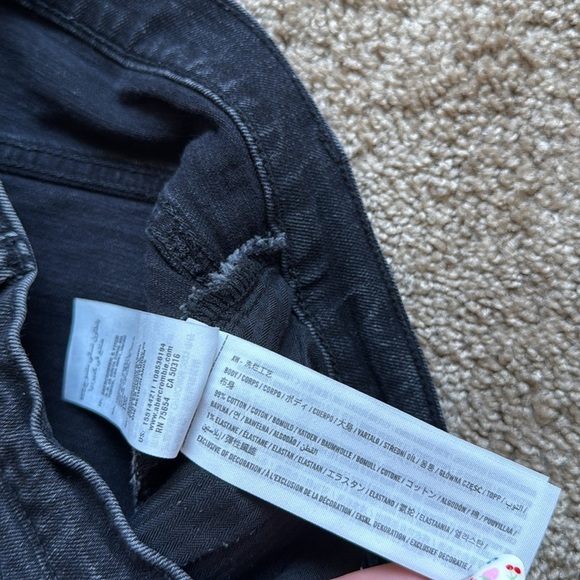 Abercrombie and Fitch Ankle Straight High Rise Curve Love Black Jeans Short - Picture 7 of 9